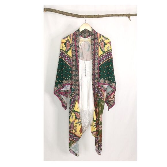 𝅺MIXED Scarf Print Angel Sleeve Open Front Kimono - Picture 9 of 10